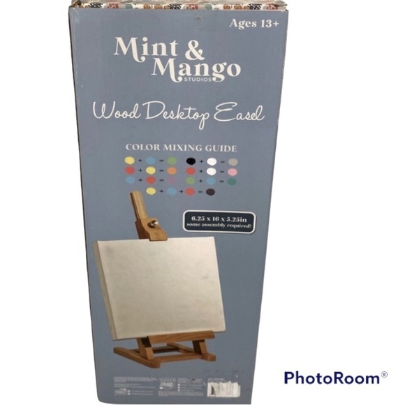 🔵 MINT & Mango Studios Wood Desktop Easel - Picture 1 of 5